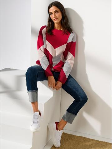 Короткие джинсы