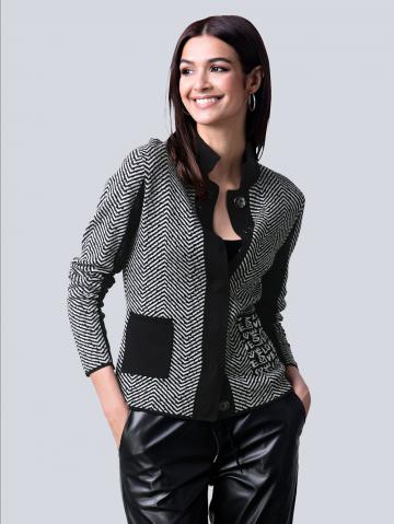 Вязаная кофта