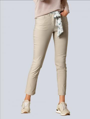 Короткие джинсы