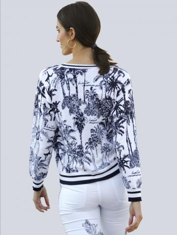 Вязаная кофта