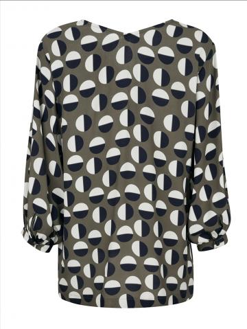 Блузка с длинным рукавом