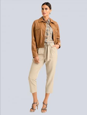 Короткая куртка