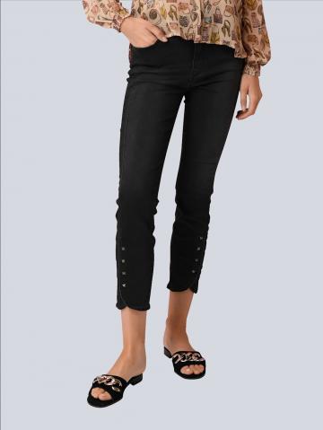 Короткие джинсы