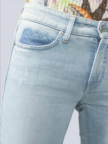 Короткие джинсы