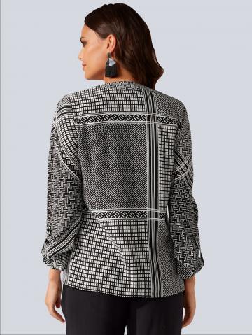 Блузка с длинным рукавом