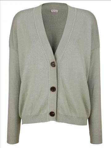 Длинная вязаная кофта