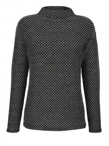 Вязаный пуловер