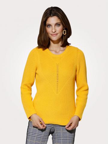 Вязаный пуловер