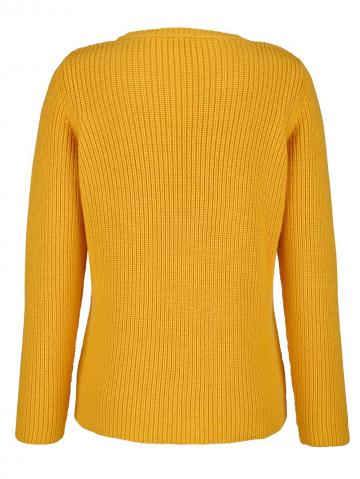 Вязаный пуловер