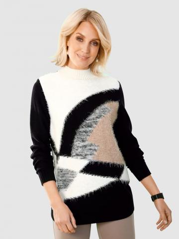 Вязаный пуловер