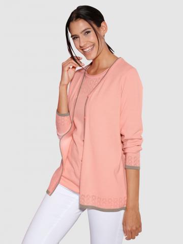 Вязаный пуловер