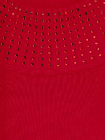 Вязаный пуловер