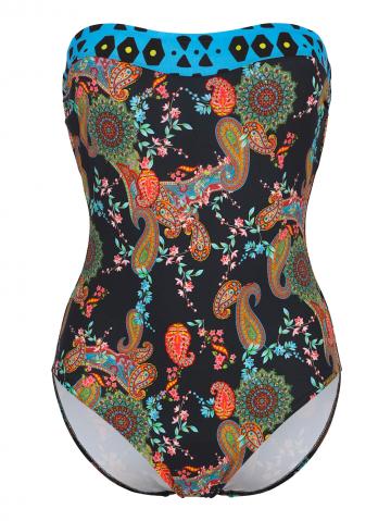 Слитный купальник