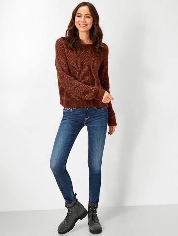 Вязаный пуловер