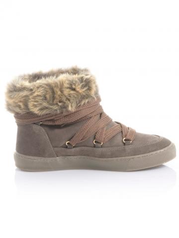 Сапожки на шнуровке