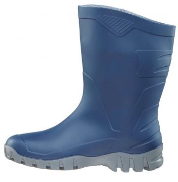 Резиновые сапоги