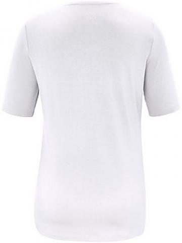 Кофта с круглым вырезом