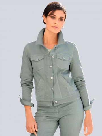 Джинсовая куртка