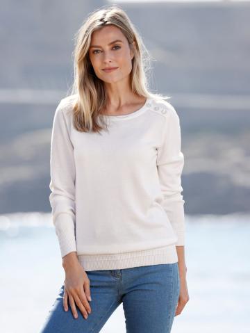 Вязаный пуловер