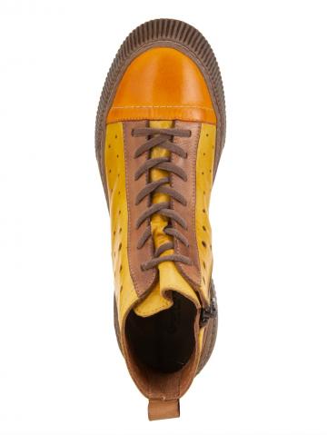 Сапожки на шнуровке