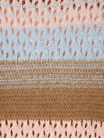 Вязаный пуловер