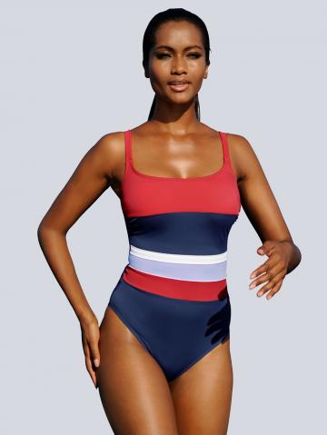 Слитный купальник