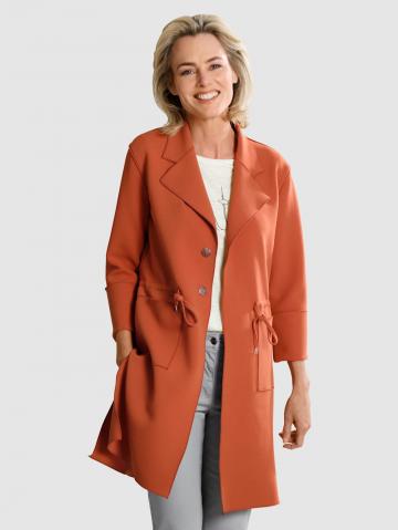 Короткое пальто