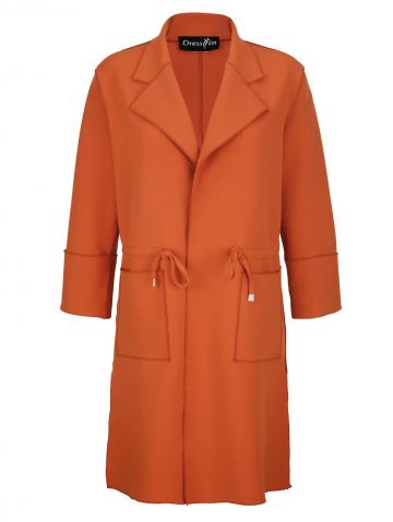 Короткое пальто