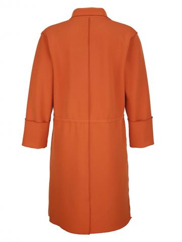 Короткое пальто