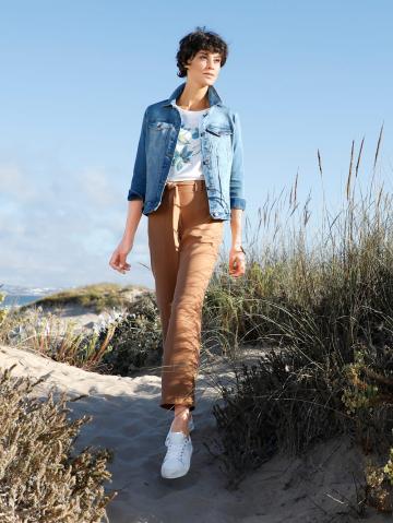 Джинсовая куртка