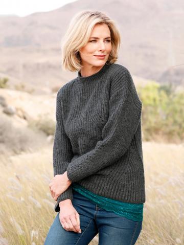 Вязаный пуловер