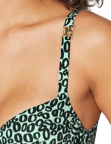 Слитный купальник