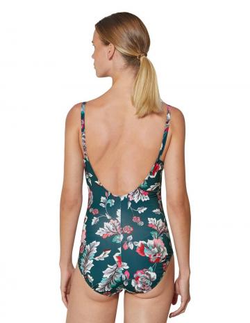 Слитный купальник