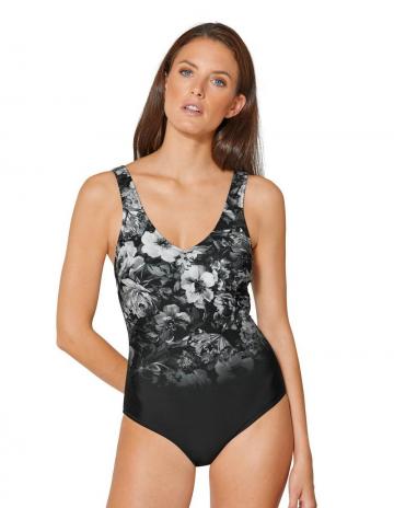 Слитный купальник