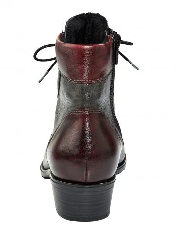 Сапожки на шнуровке