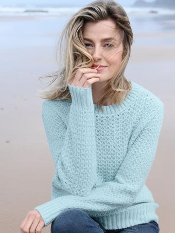 Вязаный пуловер