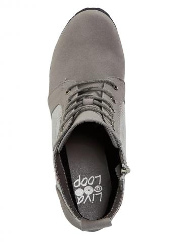 Сапожки на шнуровке