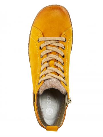 Сапожки на шнуровке