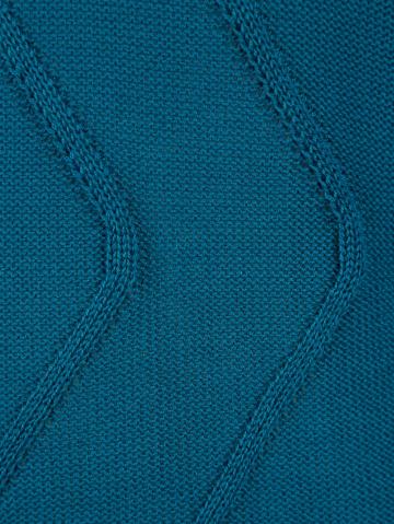 Вязаный пуловер