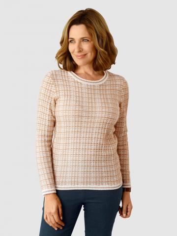 Вязаный пуловер