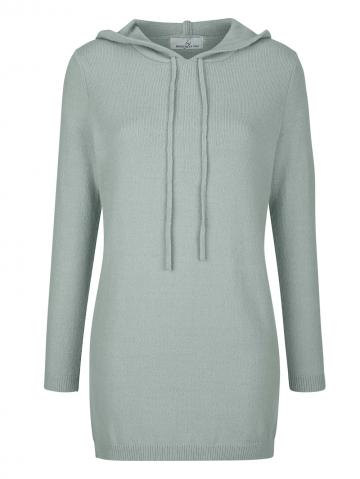 Вязаный пуловер