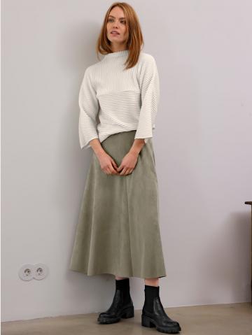 Вязаный пуловер