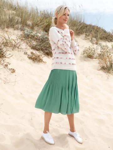 Вязаный пуловер