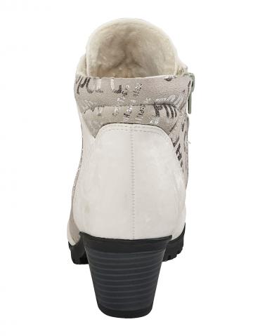 Сапожки на шнуровке