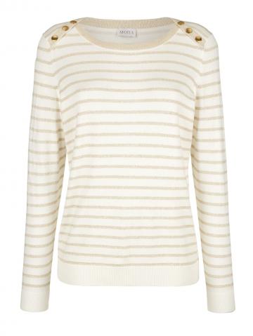 Вязаный пуловер