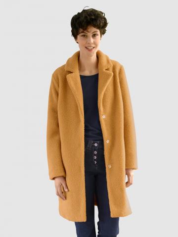 Короткое пальто