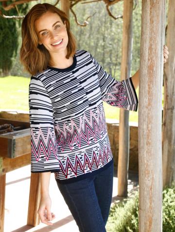 Вязаный пуловер