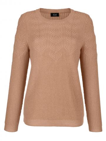 Вязаный пуловер