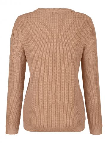 Вязаный пуловер