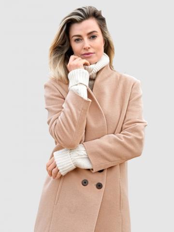 Короткое пальто